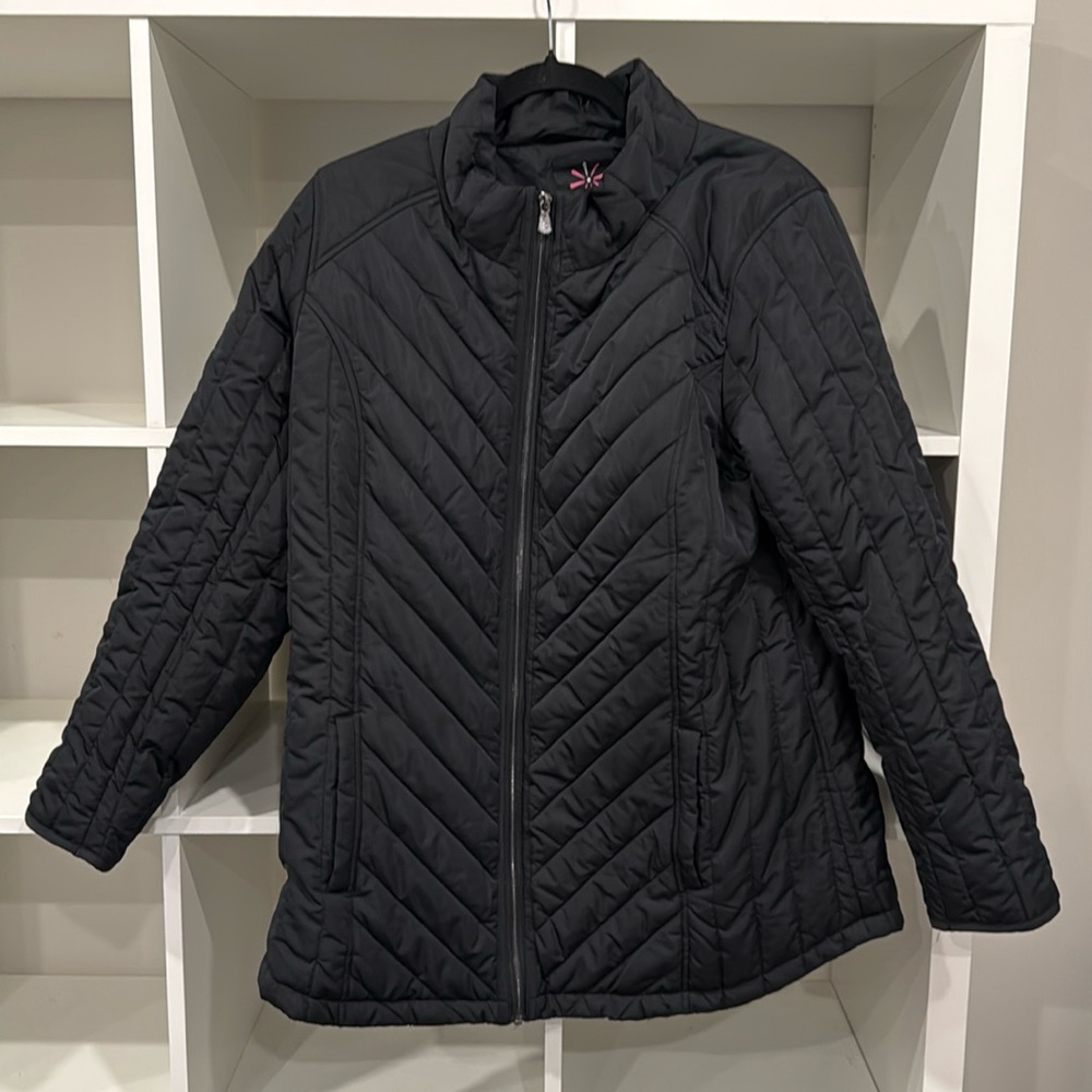 Used, excellent condition: Isaac Mizrahi puffy coat, size M